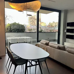 https://bosco-verticale.it-lombardy.com