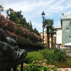 Atelier Design 3*, Gardone Riviera Italien