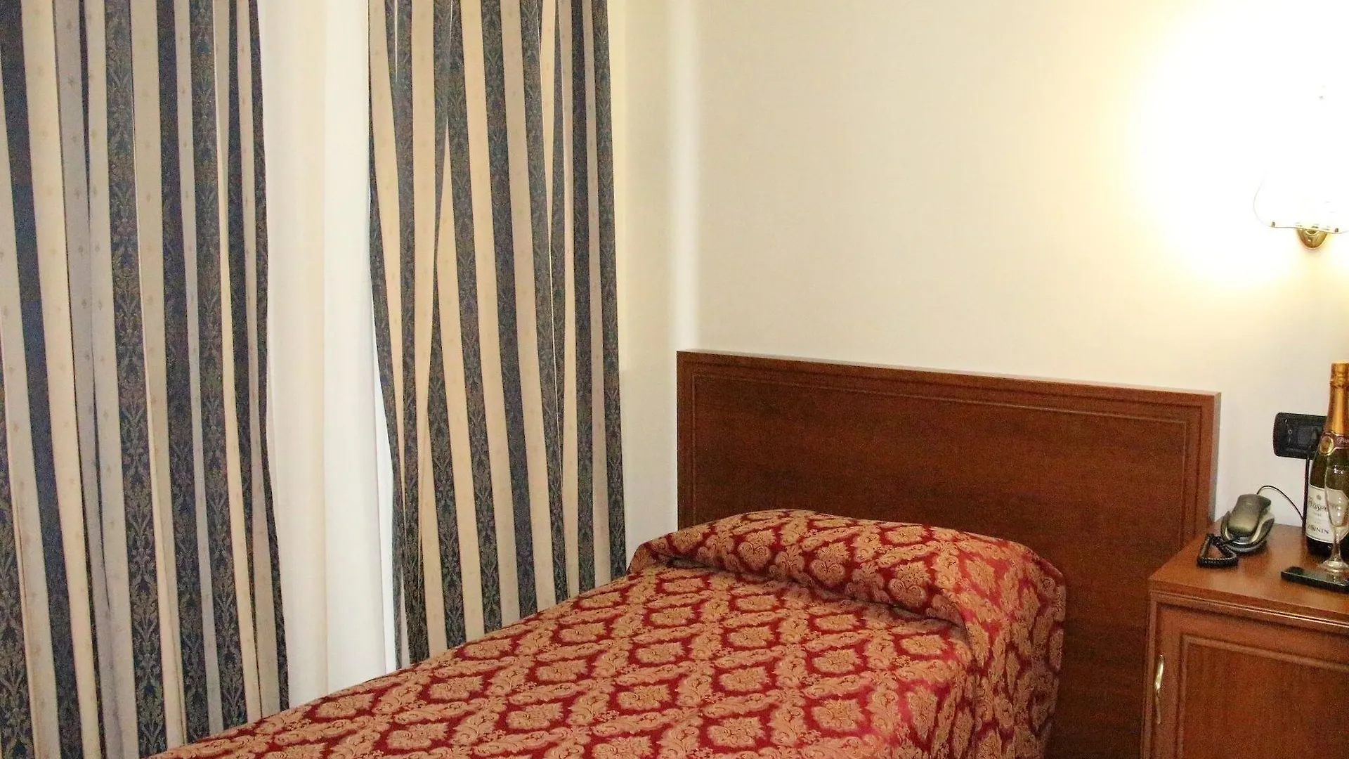 Hotel Mirage Рим
